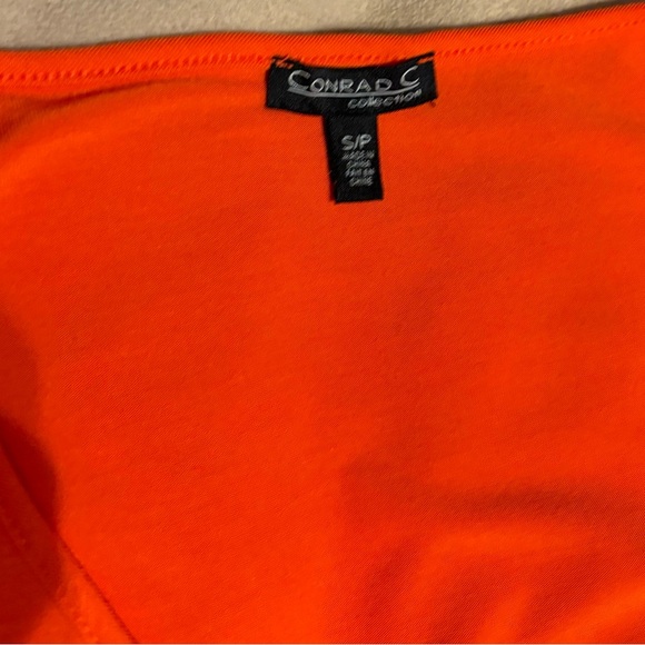 Conrad C Collection Shoulders out, long, sleeved, blousy blouse, V-neck - Picture 4 of 5